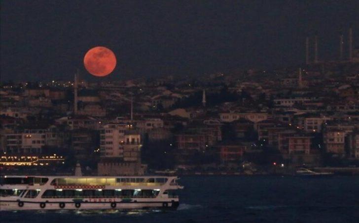 AY TUTULMASINA ADIM ADIM! Ay tutulması ne zaman? Türkiye'den ay tutulması görülecek mi? Kanlı Ay tutulması nedir? 