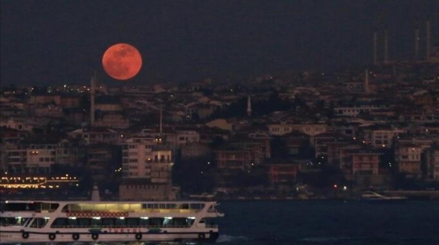 AY TUTULMASINA ADIM ADIM! Ay tutulması ne zaman? Türkiye'den ay tutulması görülecek mi? Kanlı Ay tutulması nedir? 