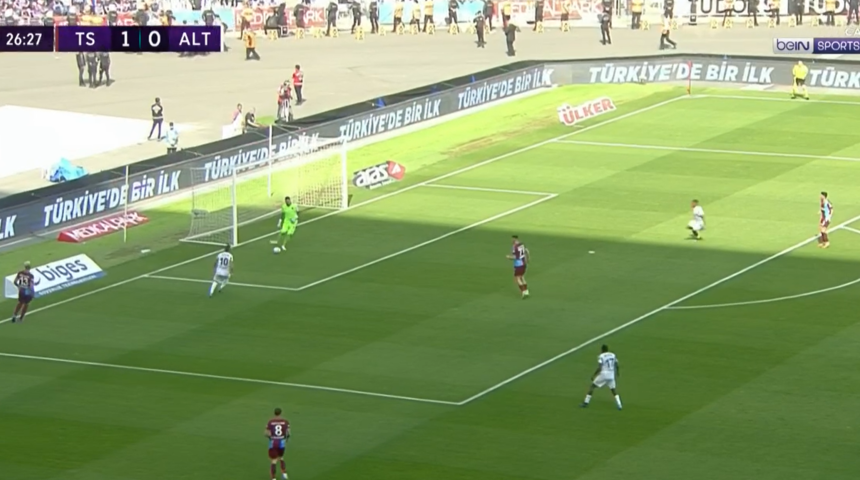 Son dakika: Ne yaptın Uğurcan Çakır! Trabzonspor - Altay maçında hata sonrası inanılmaz pozisyon...
