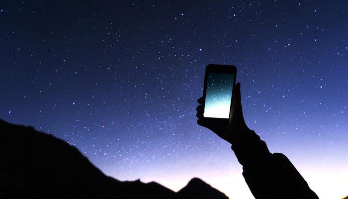 Kalbe giden yol nereden geçer bilmiyoruz ama yeni iPhone'a giden yol uzaydan geçebilir! Gözler Apple'a çevrildi