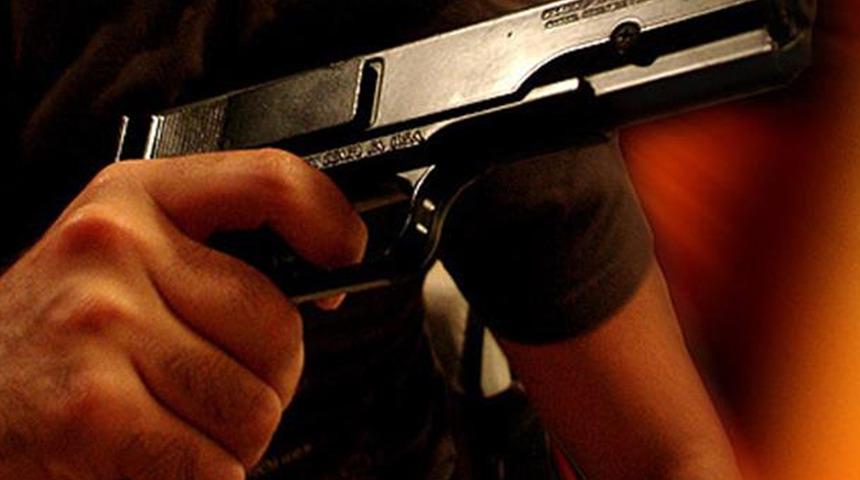 Kan donduran olay: Amcasına kurşun yağdırdı! 