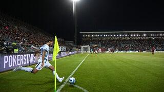 Son dakika: Zlatan Ibrahimovic'ten Hakan Çalhanoğlu'na gönderme! Mikrofonu aldı ve...