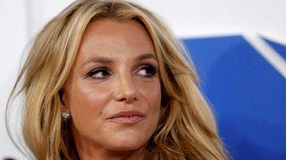 Britney Spears kısa süre önce duyurduğu hamileliğinin düşükle sonlandığını duyurdu