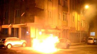 Korku dolu anlar! LPG’li otomobil alev alev yandı