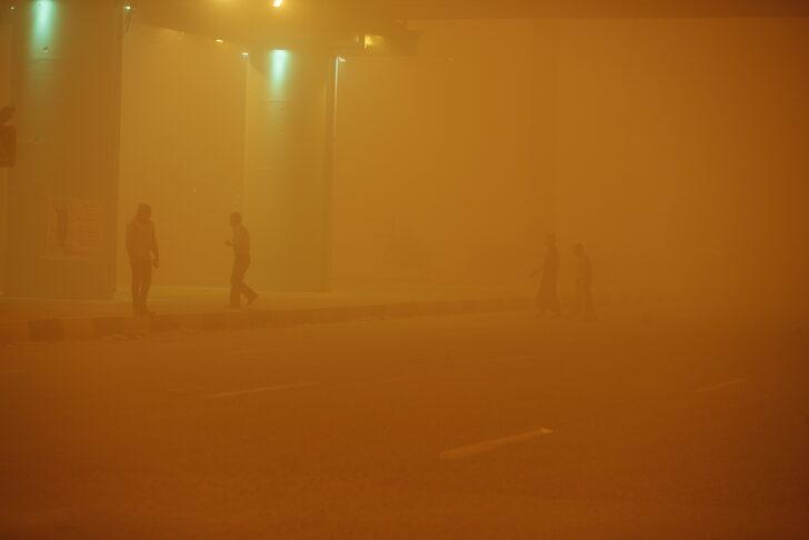 Göz gözü görmedi! Irak’taki kum fırtınasından inanılmaz görüntüler G1