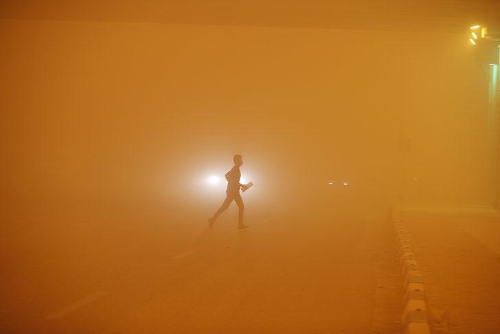 Göz gözü görmedi! Irak’taki kum fırtınasından inanılmaz görüntüler G4