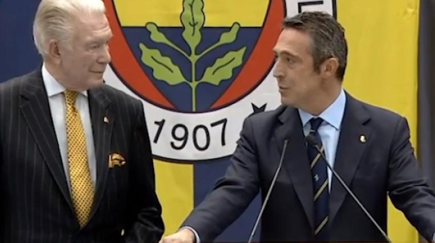 Uğur Dündar'dan Ali Koç açıklaması! ''Fenerbahçe camiası, bir ve bütün olarak Başkanlarının arkasındadır''