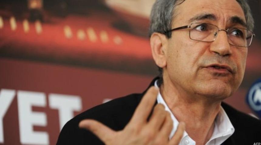 Orhan Pamuk: Ülkem için korkuyorum