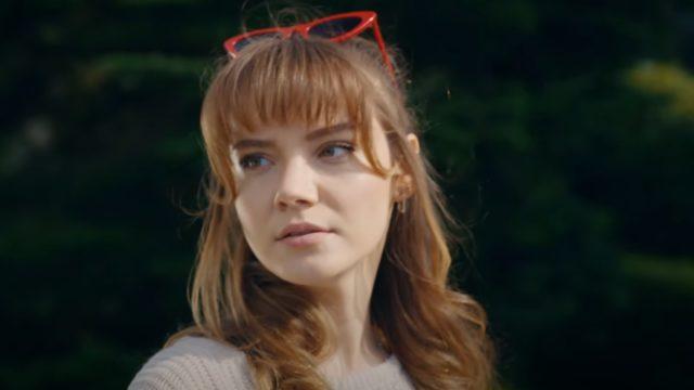 Hakim dizisinin Deniz'i Eslem Akar güzelliğiyle herkesi büyüledi! Pozlarını görenler mest oldu...