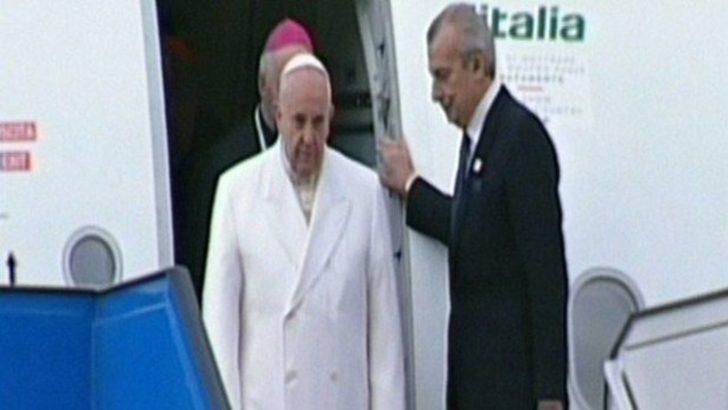 Papa Francesco Türkiye'ye geldi