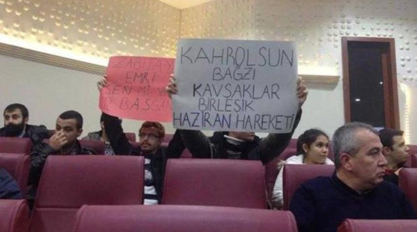 Yalova'da ağaç protestosuna zabıtadan biber gazlı müdahale