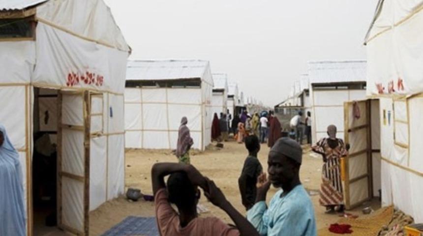 Nijerya 'yanlışlıkla' bombaladı: 100 ölü