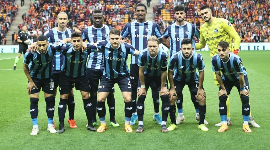 Son dakika: Galatasaray - Adana Demirspor maçında ilginç an! Balotelli oyundan çıkacaktı, golü attı... O anlar!