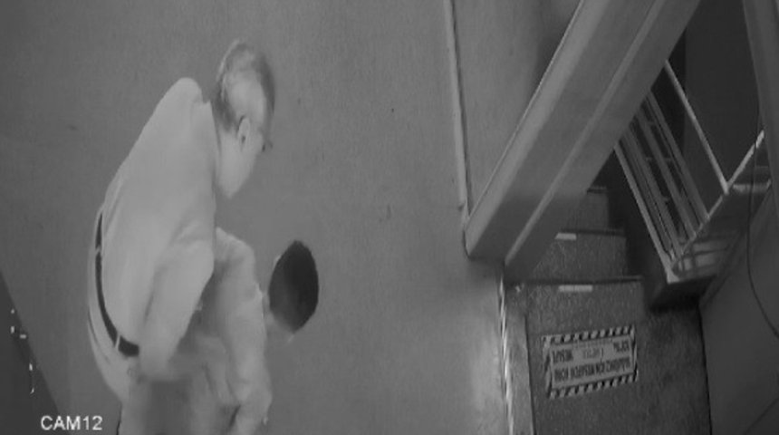  Öğretmenden hayat kurtaran manevra: Yan sınıftan çığlık sesi duydum, arkadaş söyleyince...