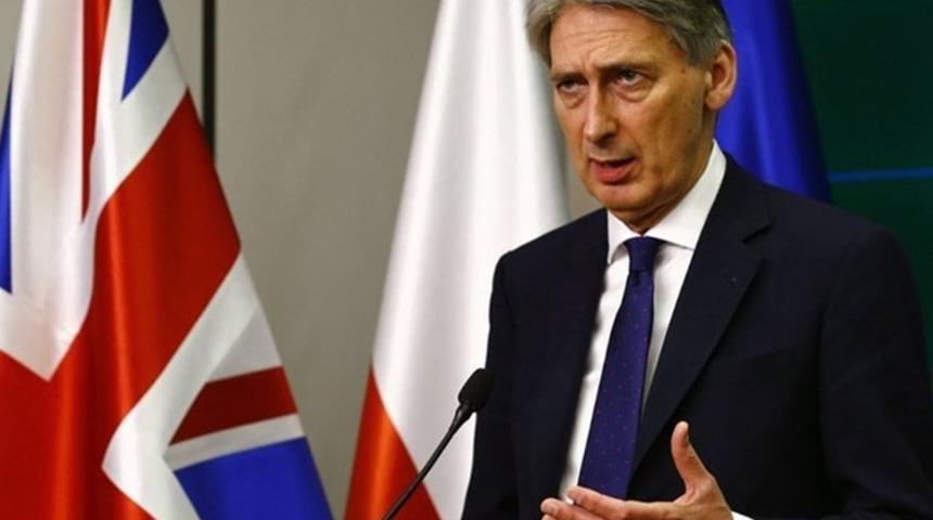 İngiltere Maliye Bakanı Hammond'dan Brexit itirafı