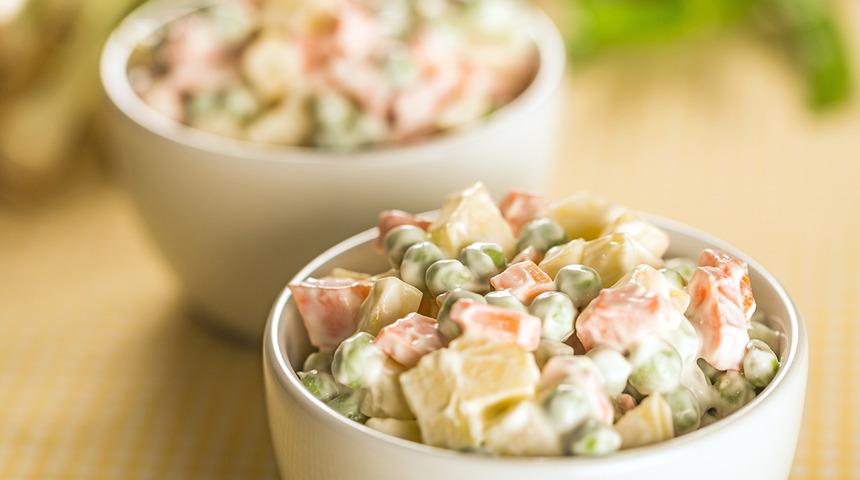 Masanızdan eksik olmayacak! Amerikan salatası tarifi