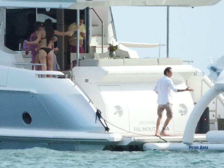 Marc Anthony ve 30 yaş küçük nişanlısı Nadia Ferreira yatta aşka geldi G3