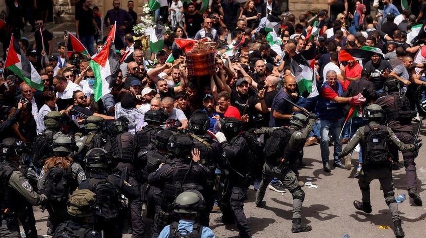 Şirin Ebu Akile: Vatikan'dan İsrail polisinin Al Jazeera muhabirinin cenazesinde d&uuml;zenlediği saldırıya tepki