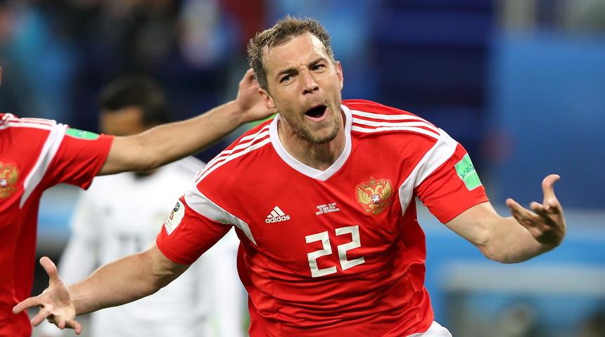 Son dakika: Fenerbahçe, yıldız golcünün transferinde mutlu sona yakın! Artem Dzyuba'da imza geliyor...