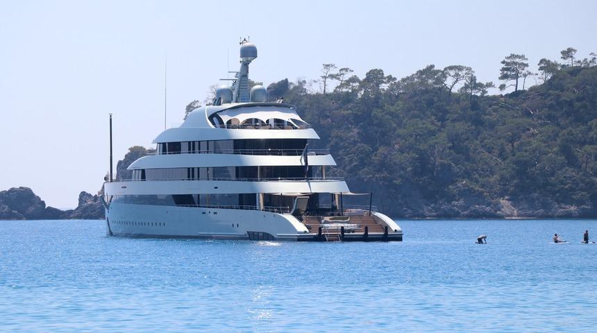 Mega yat "Savannah" Ölüdeniz'e demir attı! İçerisinde yok yok