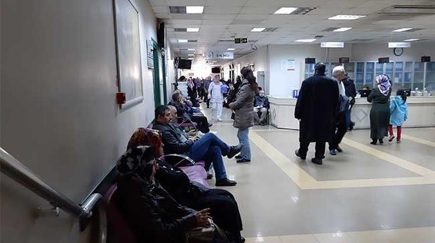 19 Mayıs hastaneler açık mı? 19 Mayıs sağlık ocakları, eczaneler hizmet verecek mi? 19 Mayıs hastanelerden randevu alınabilecek mi?