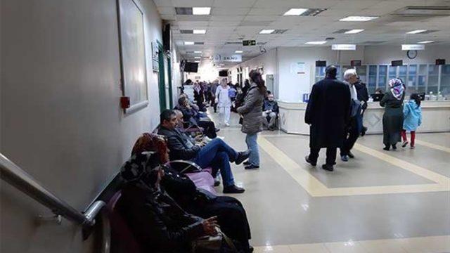 19 Mayıs hastaneler açık mı? 19 Mayıs sağlık ocakları, eczaneler hizmet verecek mi? 19 Mayıs hastanelerden randevu alınabilecek mi?