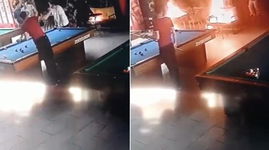 4 bin TL alacağı i&ccedil;in bilardo salonunu ateşe verdi! M&uuml;şteriler yanmaktan son anda kurtuldu