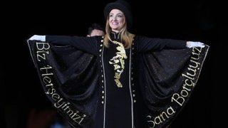 Milletvekili Nazlıaka manken oldu