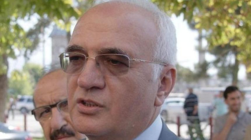 AK Partili Elitaş’a resmi tape cezası