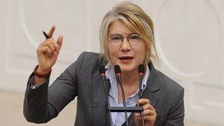 Emine Ülker Tarhan CHP'den istifa etti