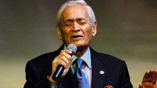 Adnan Şenses ne zaman hayatını kaybetti? Ölüm sebebi nedir? Adnan Şenses kimdir?