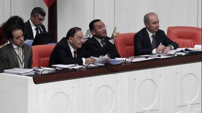 Kamer Genç ile Bekir Bozdağ Meclis'te tartıştı