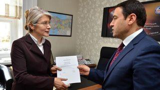 Emine Ülker Tarhan yeni parti için resmen başvurdu