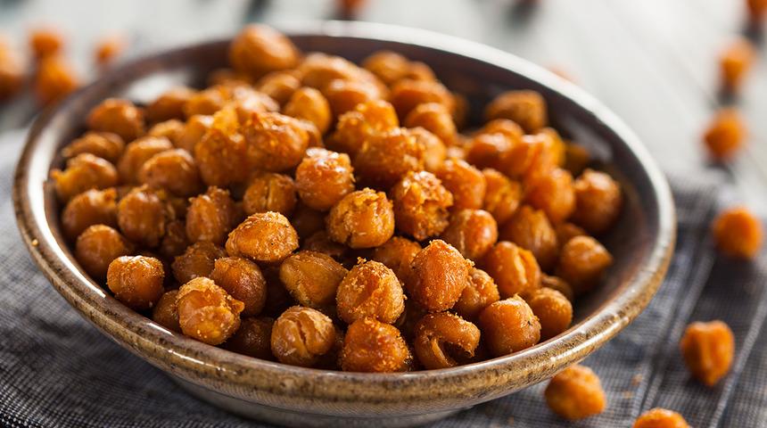 Bu cips vazgeçilmeziniz olacak! Çıtır çıtır fırınlanmış nohut cipsi tarifi