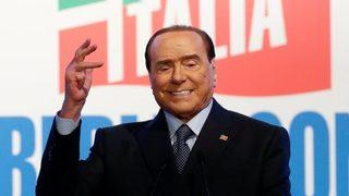 Milano'da savcılık mütalaası: Berlusconi'nin partilerinde seks köleleri vardı
