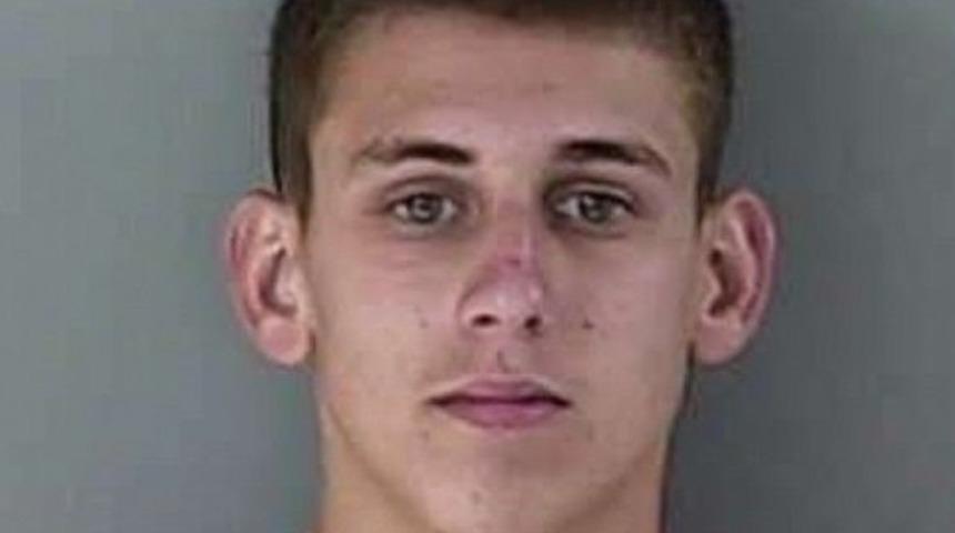 Tecav&uuml;zden mahkum olan gence evlenene kadar cinsel ilişki cezası