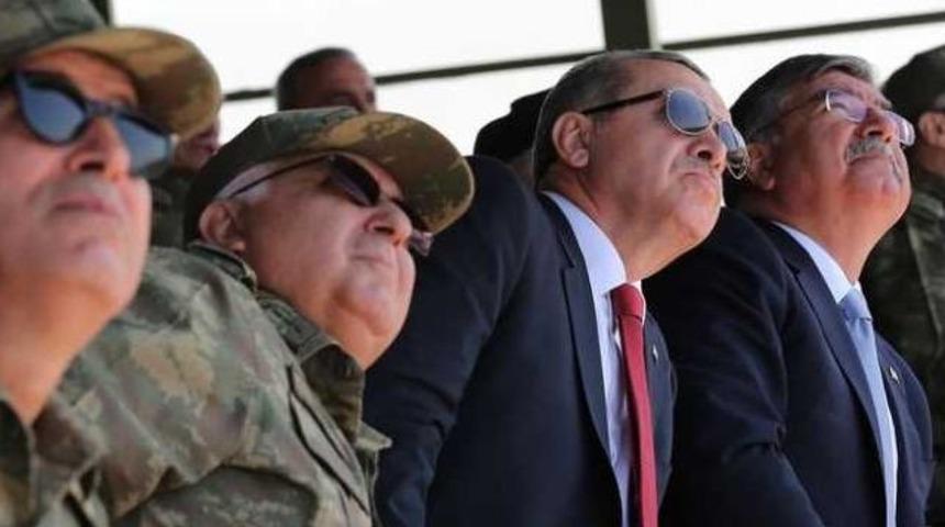 Bedellide g&ouml;zler Erdoğan ve &Ouml;zel'de