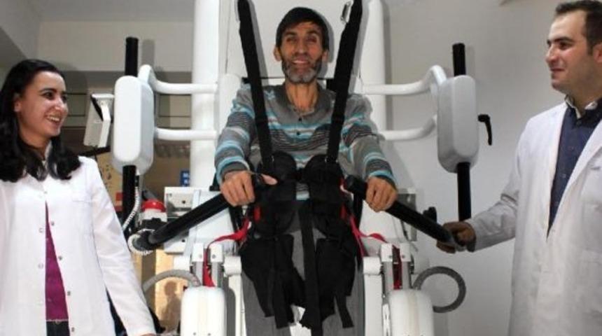 İbrahim Tatlıses'i iyileştiren robotik sistem Erzurum'da