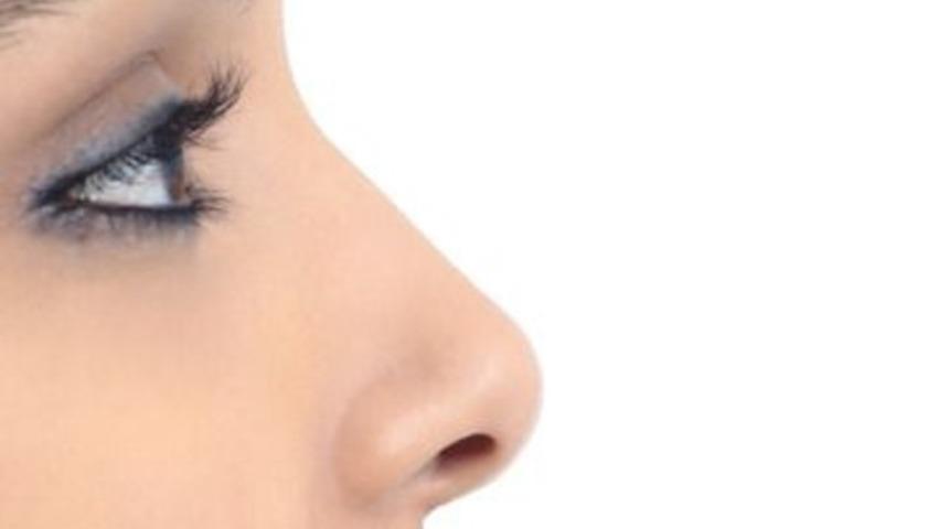 Burun estetiği olmayı d&uuml;ş&uuml;n&uuml;yorsanız &ouml;nce sigarayı bırakın