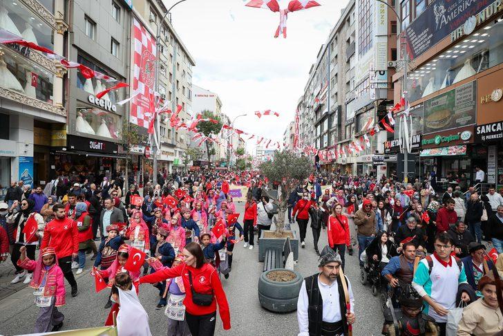 Ümraniye'de 19 Mayıs, 'Gençlik ve Spor' yürüyüşüyle kutlandı G5