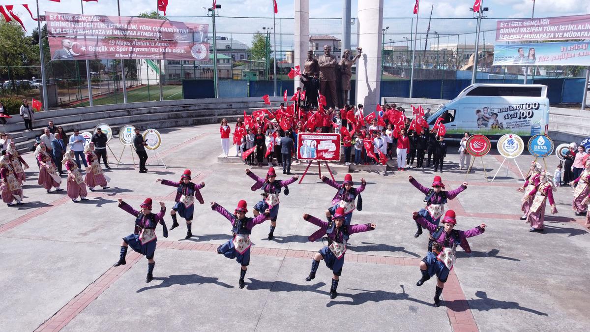 B&uuml;y&uuml;k&ccedil;ekmece&rsquo;de 19 Mayıs coşkuyla kutlandı