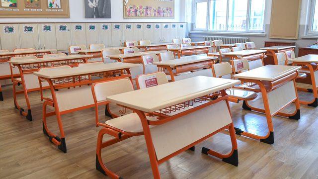 20 Mayıs tatil mi? Yarın okullar tatil ilan edildi mi? 20 Mayıs memurlara, özel sektör çalışanlarına tatil mi?