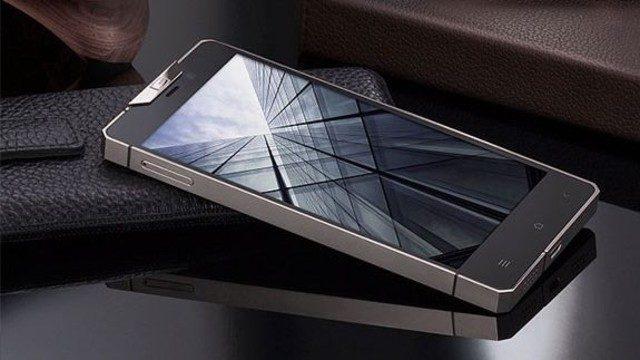 Titanyumdan sayesinde1 darbelere karşı ekstra dayanıklı