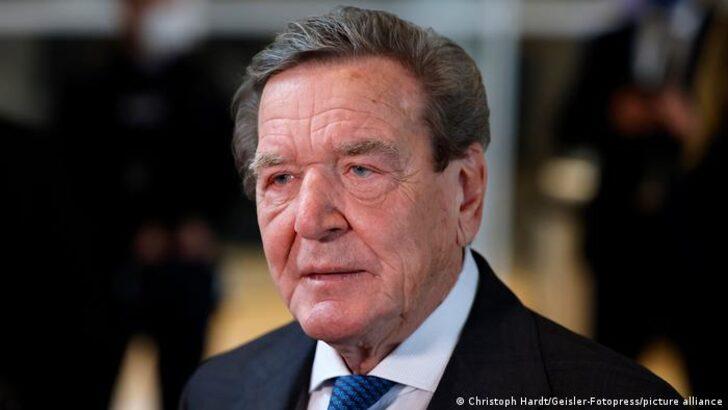 Eski Başbakan Schröder’in imtiyazları elinden alındı