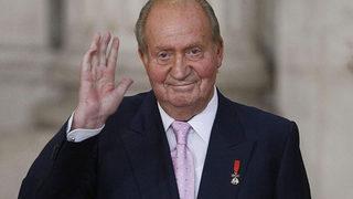 Kendi kararıyla ülkeyi terk etmişti: Eski kral sürgünden döndü!