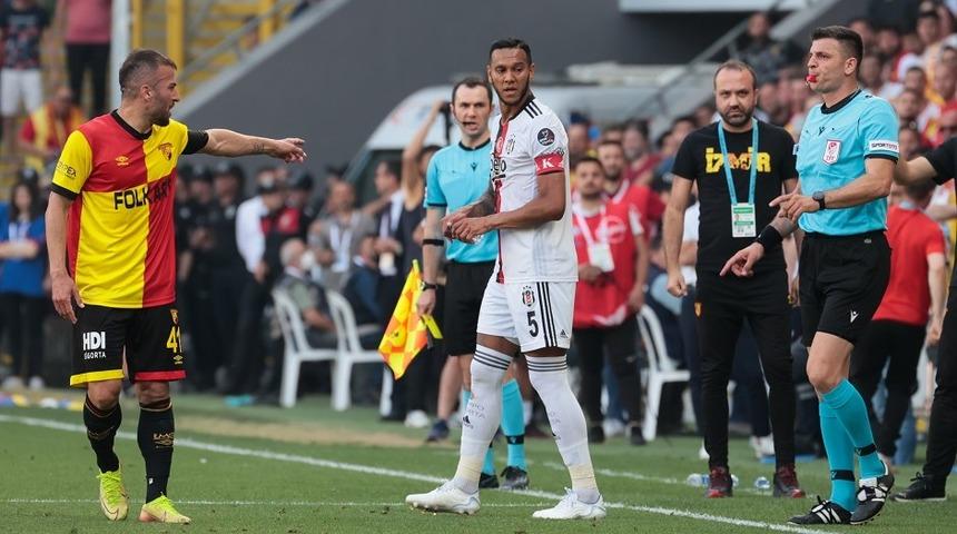 Beşiktaşlı Josef de Souza'ya 2 maç ceza