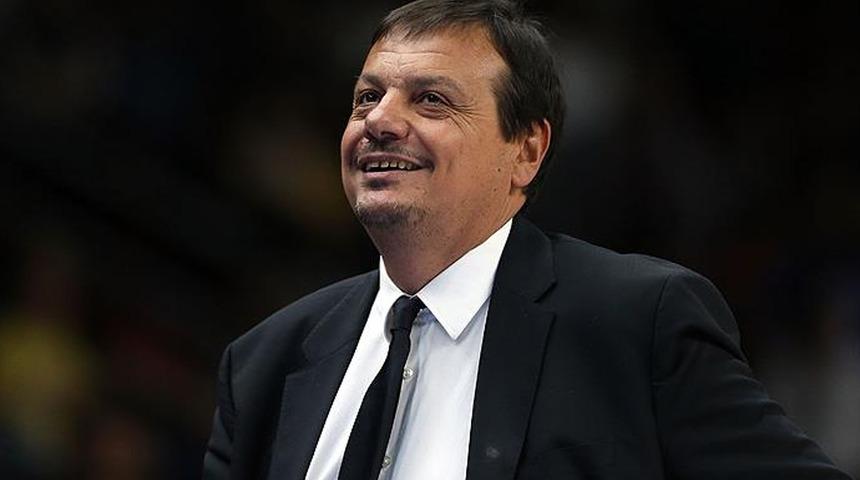 Anadolu Efes, Yunan rakibi Olympiakos'u yenerek finale yükseldi! Ergin Ataman: Bir bayram da burada yaşıyoruz