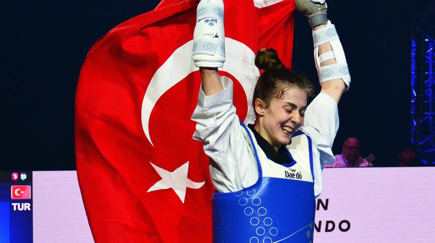 Avrupa'da tekvandoda millilerden 5 altın, 1 gümüş, 1 bronz madalya