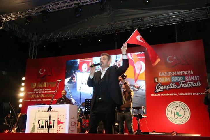 Gaziosmanpaşa’da 19 Mayıs fener alayı ve konserle kutlandı G5