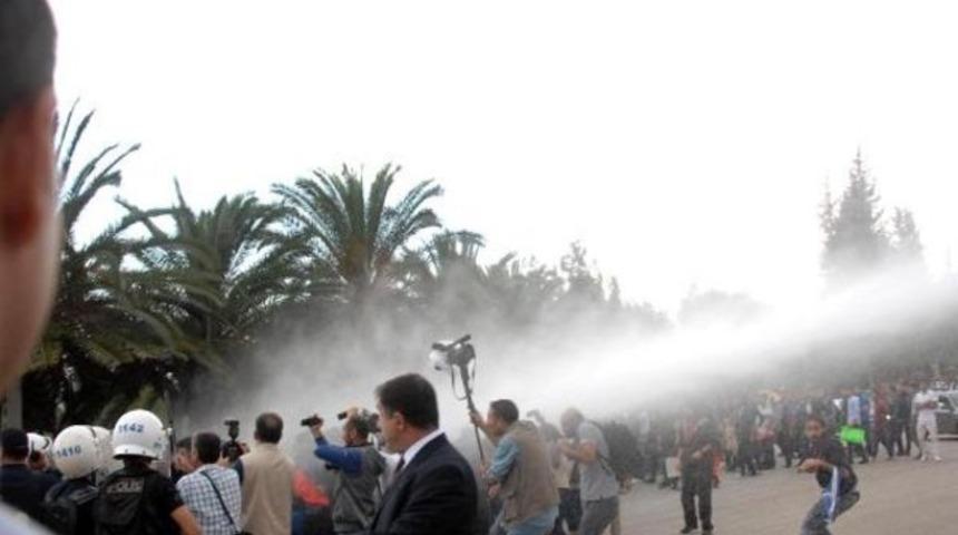 Çukurova Üniversitesi'nde Kobani gerginliği